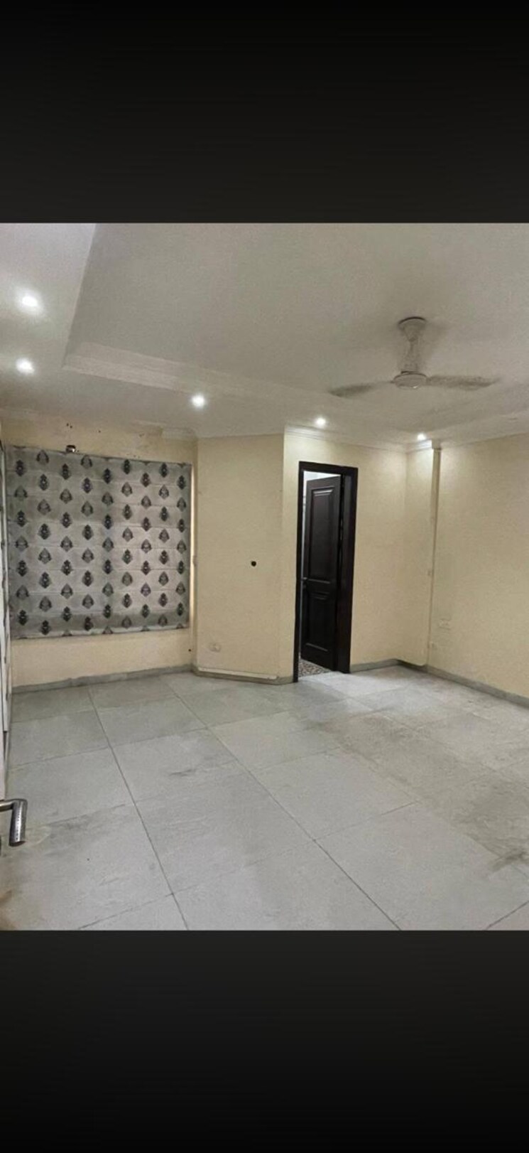 Room, greater kailash 4 Bedroom 2500 Sq.Ft. Builder Floor In Greater Kailash Delhi 9800731