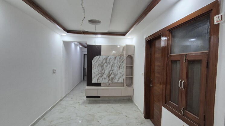 Cover Image, sector 107 2 Bedroom 900 Sq.Ft. Builder Floor In Sector 107 Noida 9800865