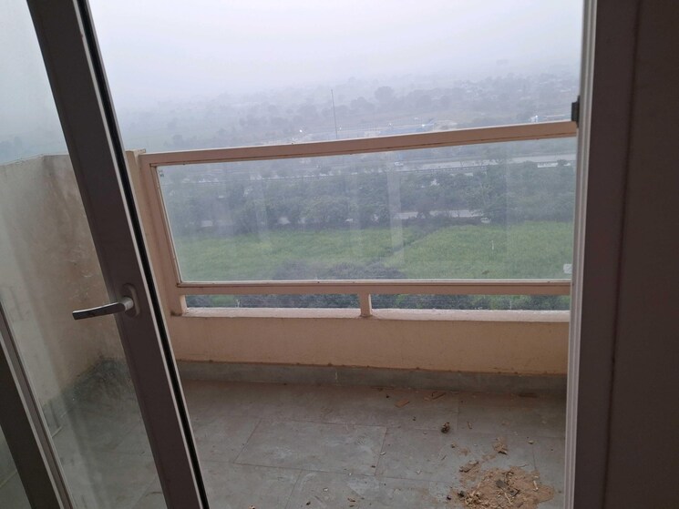 undefined, gaur-runway-suites Studio 460 Sq.Ft. Apartment In Gaur Yamuna City Greater Noida 9800887