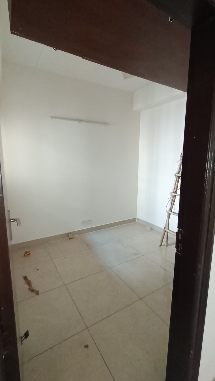 Room, ajnara-grand-heritage 2 Bedroom 984 Sq.Ft. Apartment In Sector 74 Noida 9800901