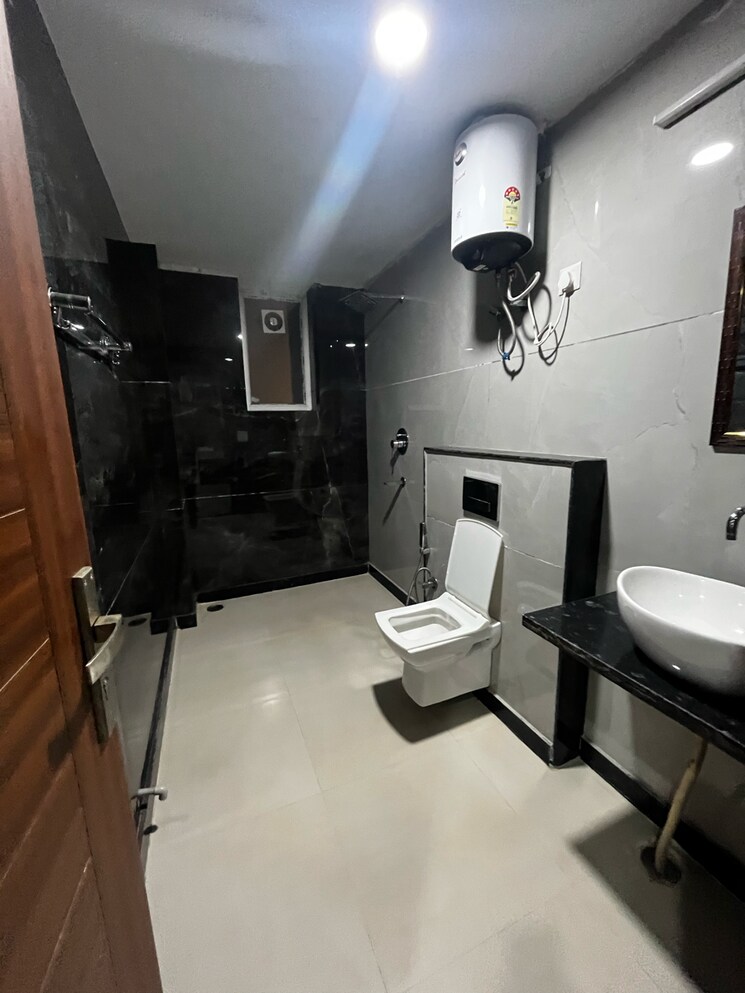 Team Area, dlf-exclusive-floors 2 Bedroom 1545 Sq.Ft. Builder Floor In Sector 53 Gurgaon 9800907