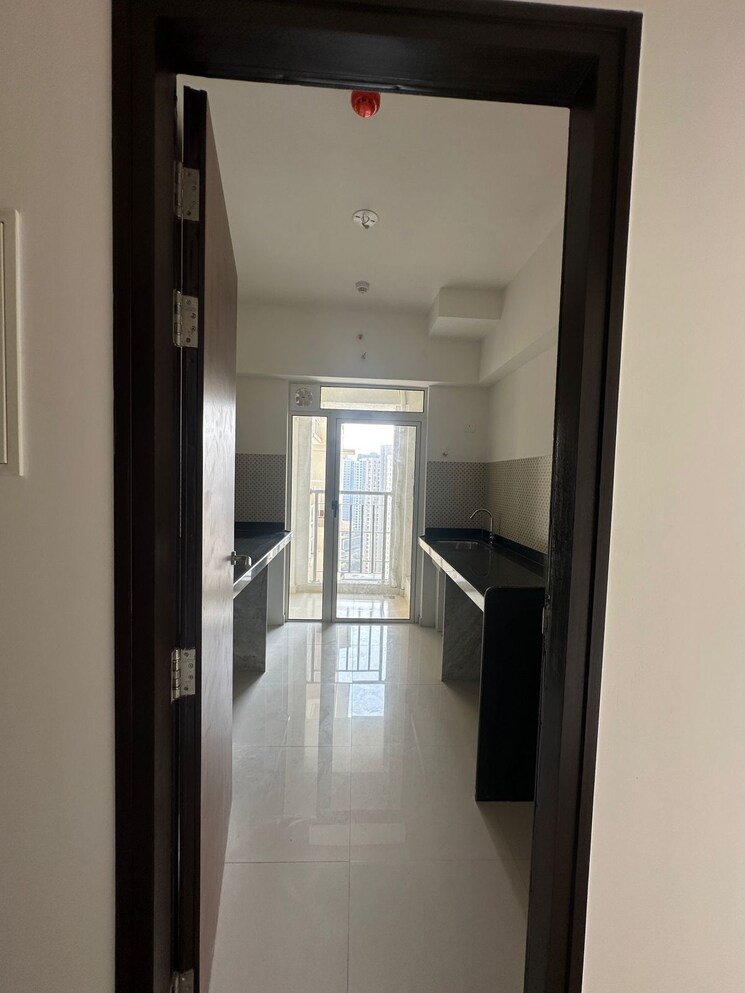 undefined, lodha-amara-tower-23 2 Bedroom 800 Sq.Ft. Apartment In Kolshet Road Thane 9800947