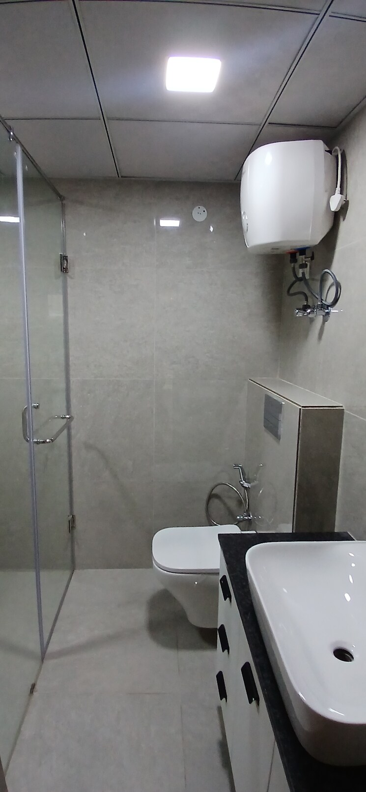 Bathroom, sg-vista 4 Bedroom 2895 Sq.Ft. Apartment In Raj Nagar Extension Ghaziabad 9801027