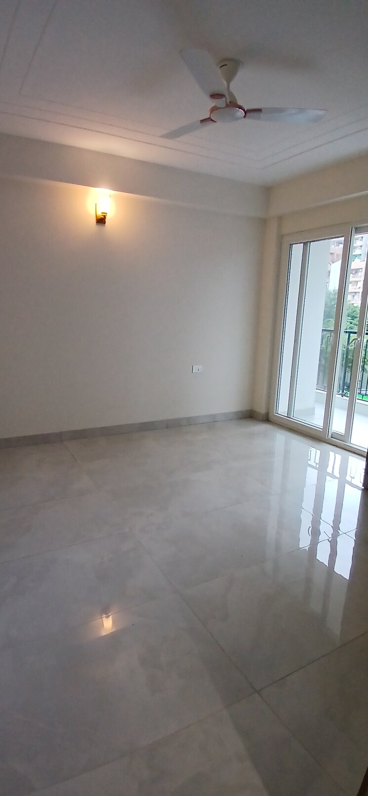 Balcony, sg-vista 4 Bedroom 2895 Sq.Ft. Apartment In Raj Nagar Extension Ghaziabad 9801027
