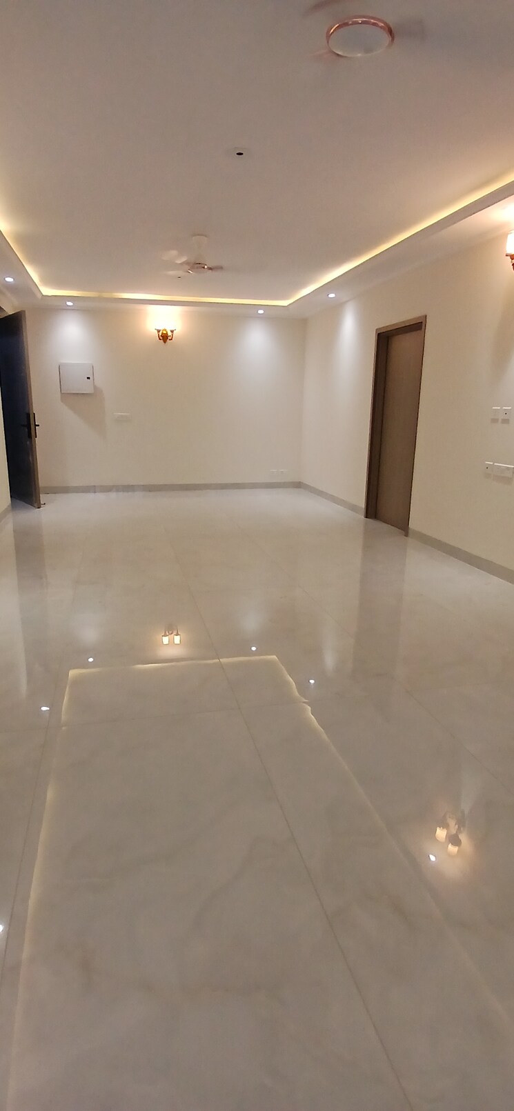 Room, sg-vista 4 Bedroom 2895 Sq.Ft. Apartment In Raj Nagar Extension Ghaziabad 9801027