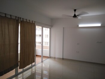Amanora Victory Towers