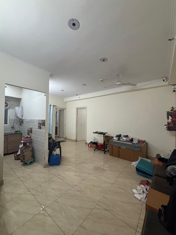 Room, gaur-city-2-14th-avenue 2 Bedroom 955 Sq.Ft. Apartment In Sector 16c Greater Noida Greater Noida 9801106