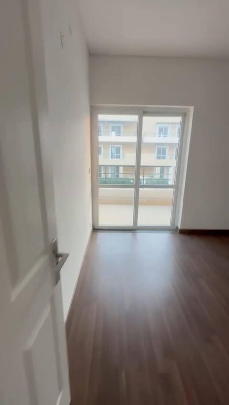 Room, bptp-park-81 3 Bedroom 275 Sq.Yd. Builder Floor In Sector 81 Faridabad 9801204