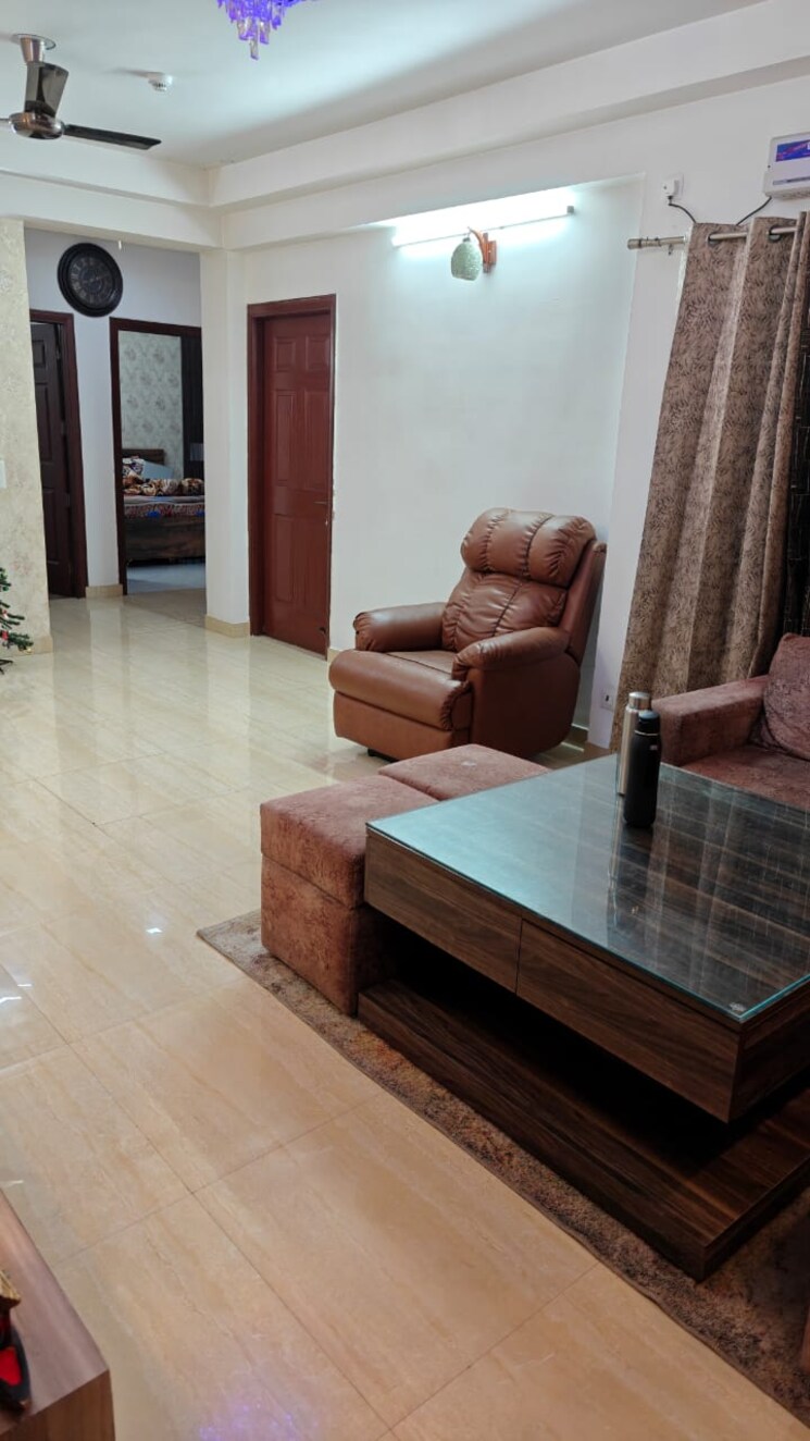 Cover Image, purvanchal-royal-city 3 Bedroom 1725 Sq.Ft. Apartment In Chi V Greater Noida Greater Noida 9801223