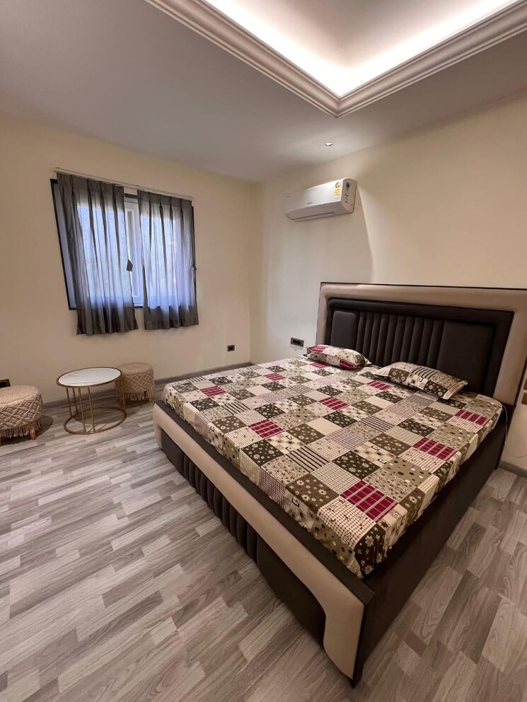 Bedroom, saket 3 Bedroom 1500 Sq.Ft. Apartment In Saket Delhi 9801293
