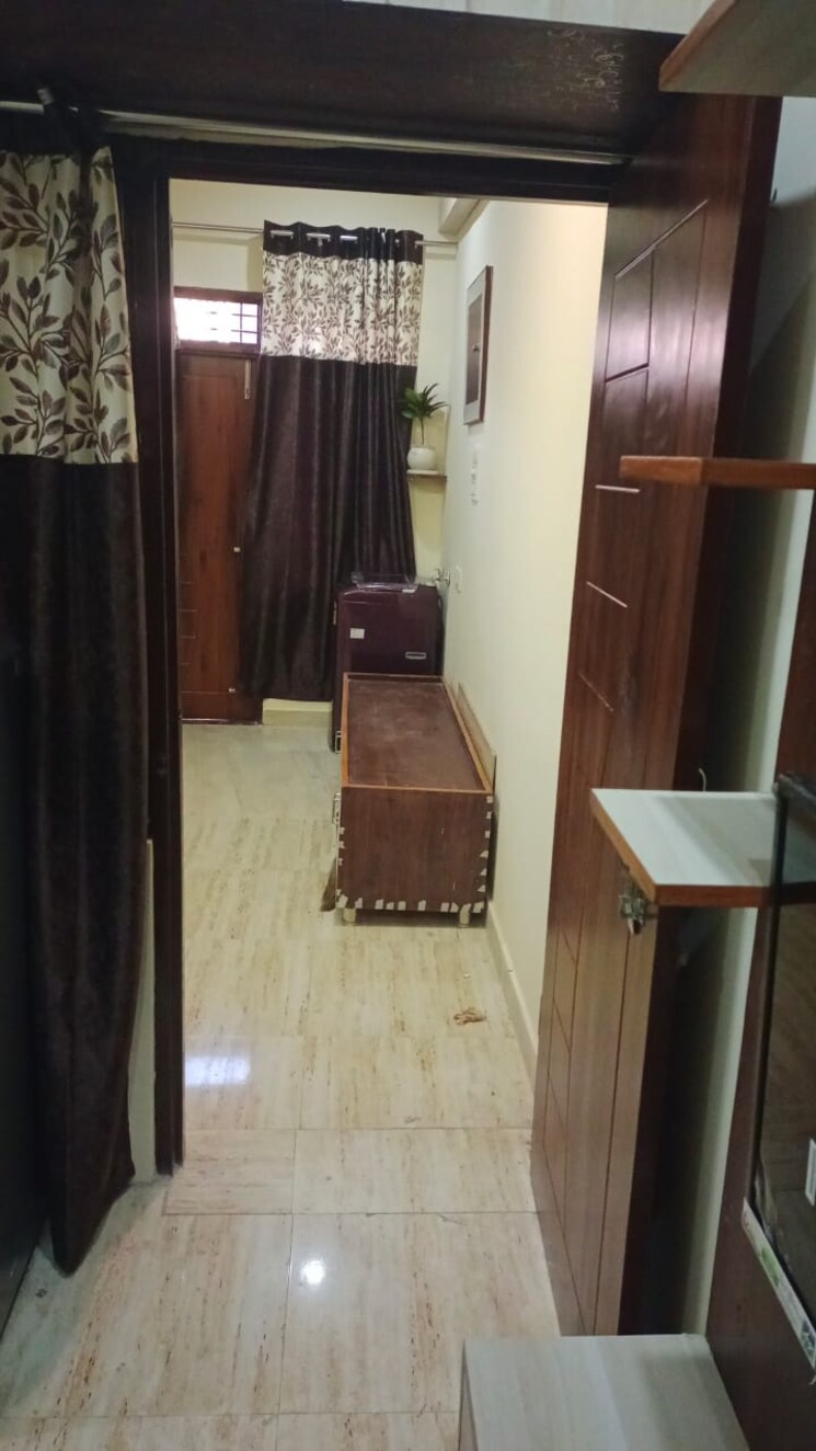 Room, sector 70 1 Bedroom 670 Sq.Ft. Independent House In Sector 70 Mohali 9801371