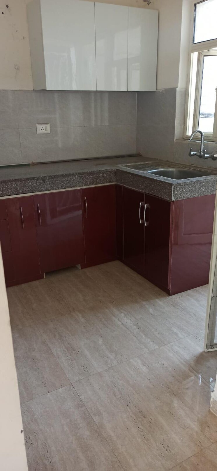 Kitchen, lavender-floors 3 Bedroom 250 Sq.Yd. Builder Floor In Sector 89 Faridabad 9801387