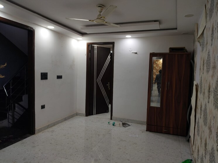 undefined, govindpuri 3 Bedroom 800 Sq.Ft. Builder Floor In Govindpuri Delhi 9801382