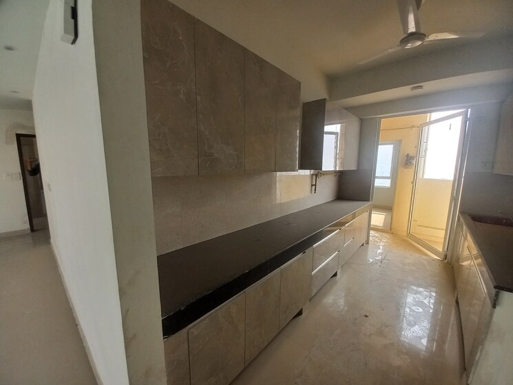 Kitchen, parx-laureate 4 Bedroom 3850 Sq.Ft. Apartment In Sector 108 Noida 9801426