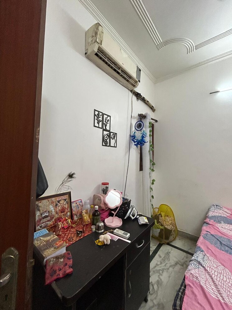 Master Bedroom, govindpuri 2 Bedroom 600 Sq.Ft. Builder Floor In Govindpuri Delhi 9801417