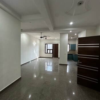 3 BHK Builder Floor for Rent in Sector 52, Gurgaon