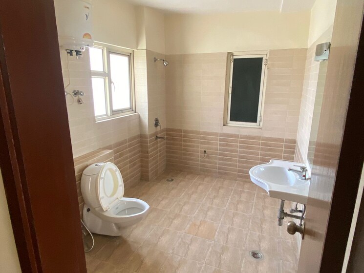 Bathroom, ace-platinum 2 Bedroom 1050 Sq.Ft. Apartment In Zeta I Greater Noida Greater Noida 9801858