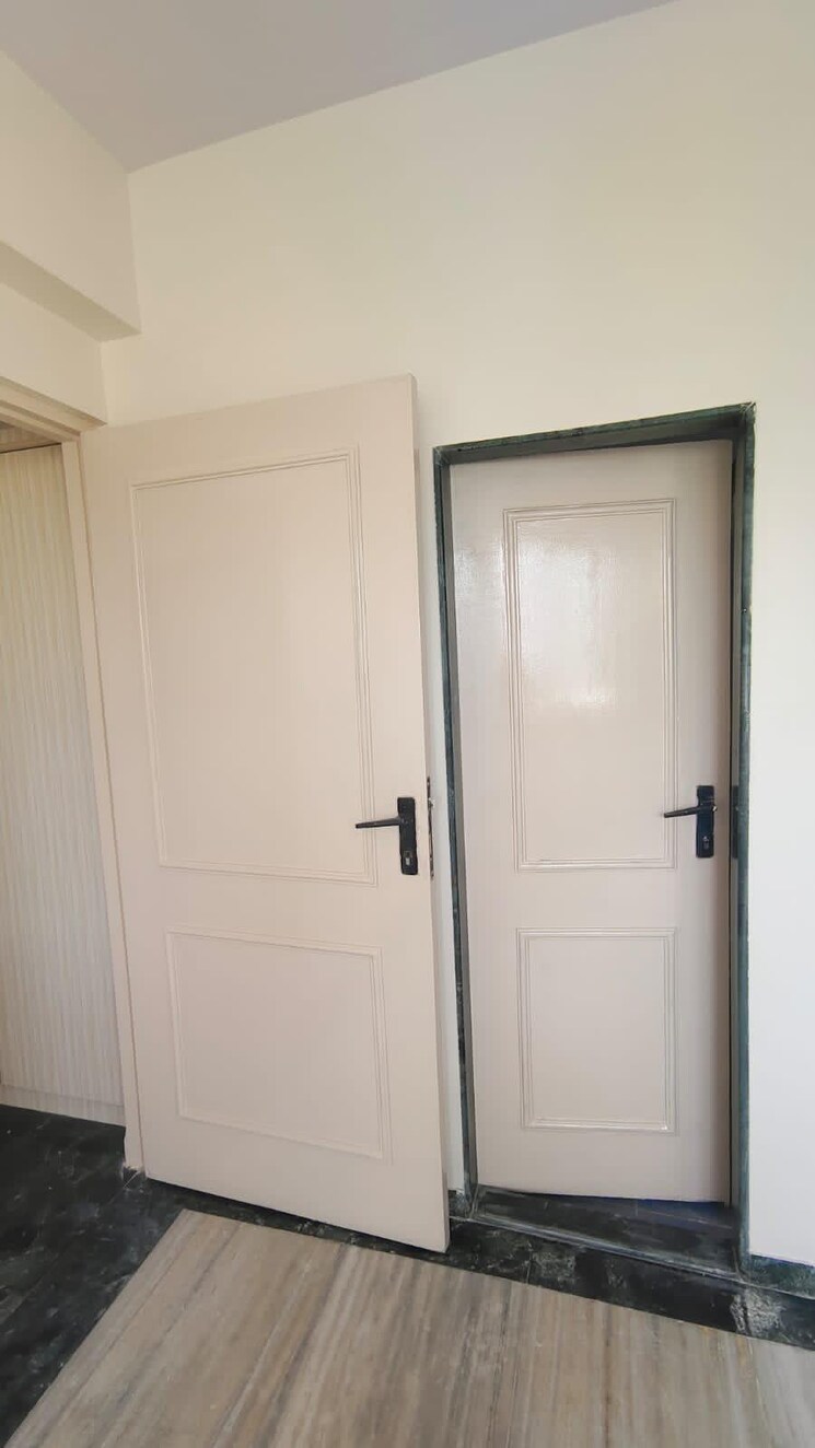 Cover Image, rosa-bella 3 Bedroom 1100 Sq.Ft. Apartment In Ghodbunder Road Thane 9802021