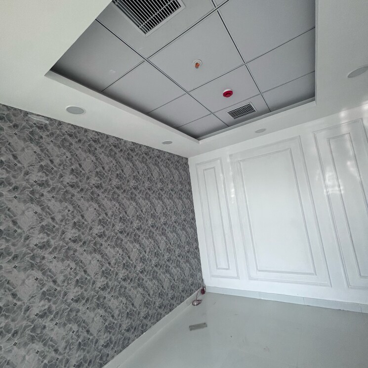 undefined, alphathum Commercial Office Space 200 Sq.Ft. In Sector 90 Noida 9802052