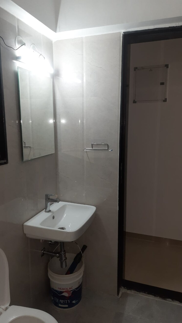 Bathroom, manav-perfect-10 2 Bedroom 1070 Sq.Ft. Apartment In Balewadi Pune 9802163