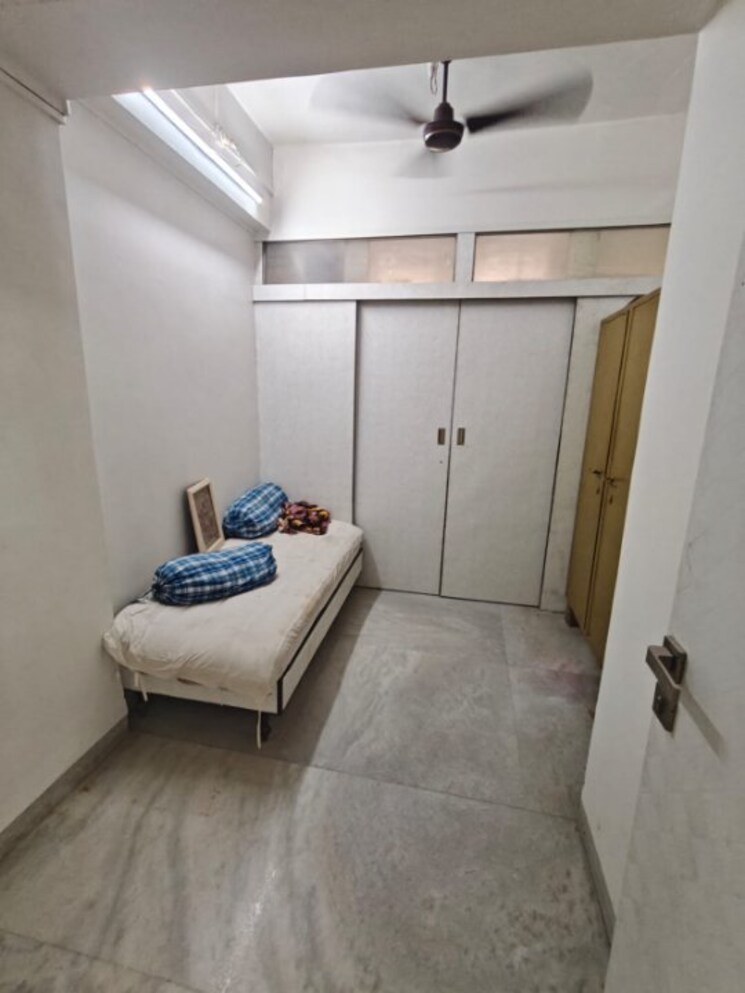 Cover Image, patel-chs-giragaon 2 Bedroom 585 Sq.Ft. Apartment In Girgaon Mumbai 9802146