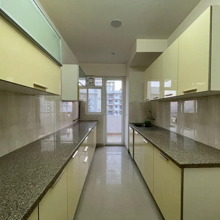 undefined, emaar-imperial-gardens 3 Bedroom 2025 Sq.Ft. Apartment In Sector 102 Gurgaon 9802217