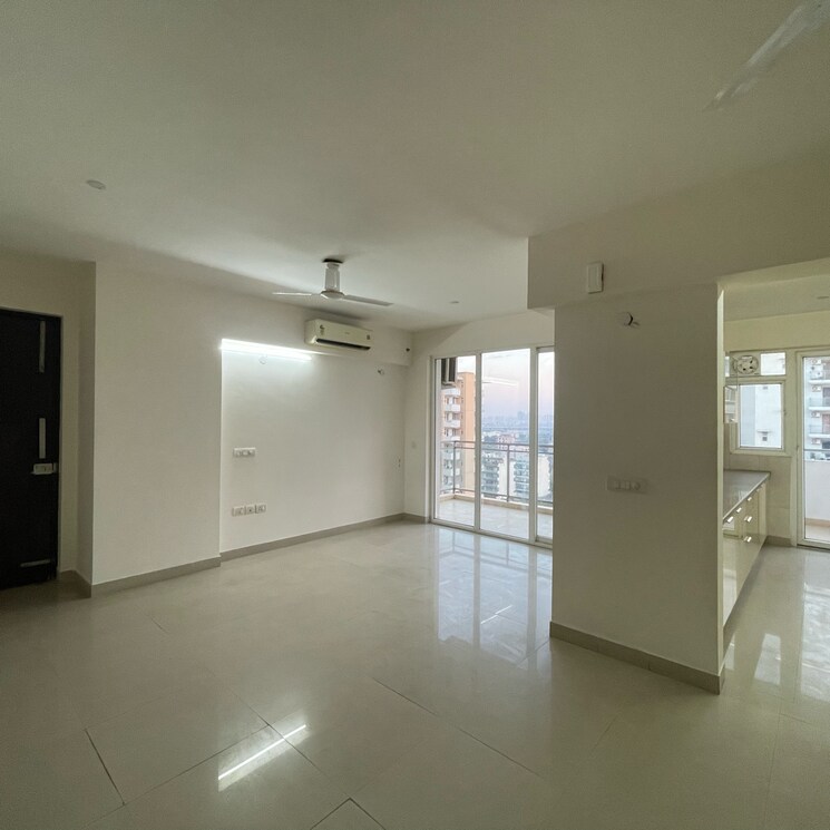 Room, emaar-imperial-gardens 3 Bedroom 2025 Sq.Ft. Apartment In Sector 102 Gurgaon 9802217