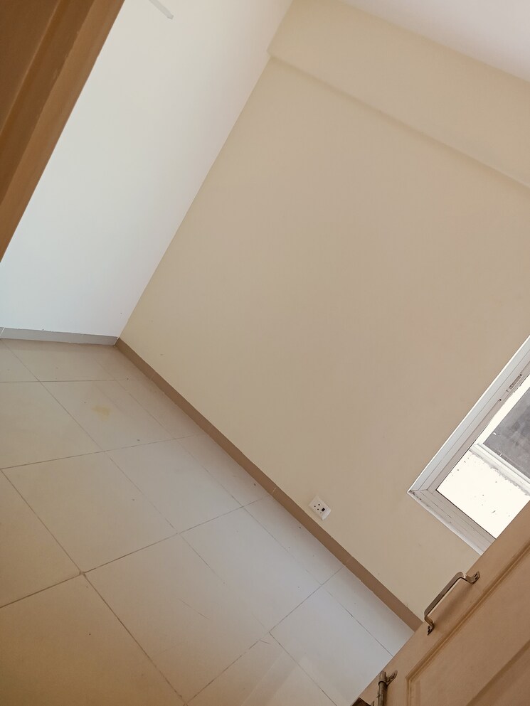 Room, wave-dream-homes 2 Bedroom 808 Sq.Ft. Apartment In Wave City Ghaziabad 9802587