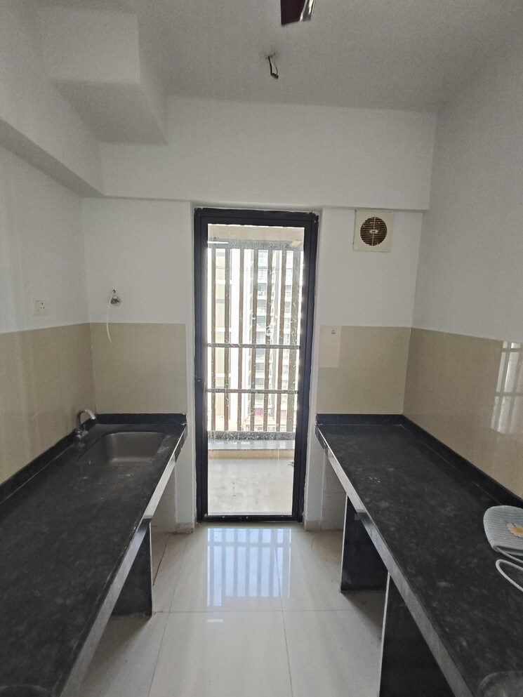 undefined, lodha-downtown 1.5 Bedroom 638 Sq.Ft. Apartment In Dombivli East Thane 9802785