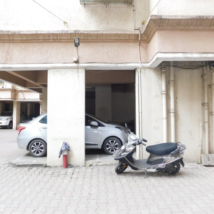  Parking, santacruz east 2 Bedroom 730 Sq.Ft. Apartment In Santacruz East Mumbai 9802863