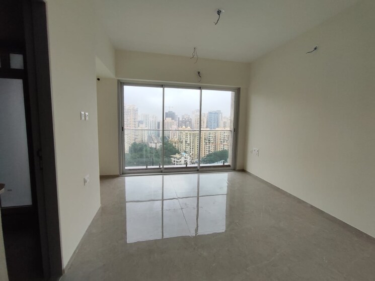Room, neelkanth-lake-view 3 Bedroom 1300 Sq.Ft. Apartment In Pokhran Road No Two Thane 9803360