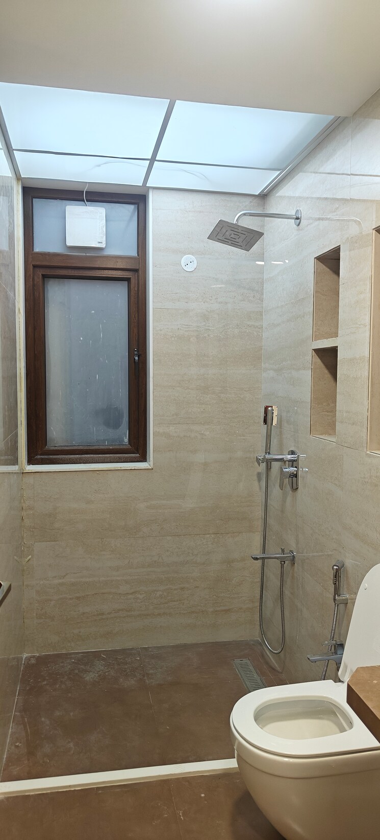 Bathroom, level-the-residences 2 Bedroom 509 Sq.Ft. Apartment In Andheri West Mumbai 9803426