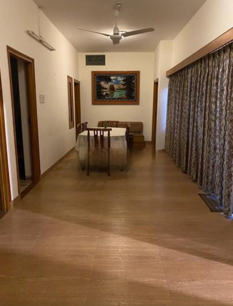Room, butler colony 3 Bedroom 2152 Sq.Ft. Apartment In Butler Colony Lucknow 9803694