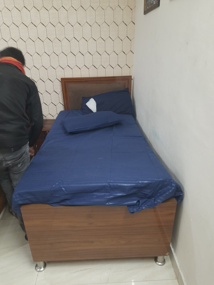 Team Area, sector 63a Pg For Boys & Girls In Sector 63a 9803740