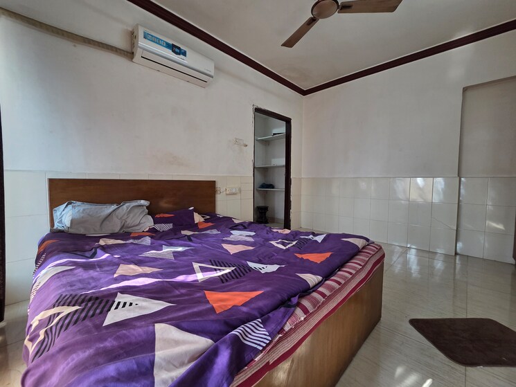 Bedroom, summit-apartment 1 Bedroom 560 Sq.Ft. Apartment In Goregaon East Mumbai 9803792