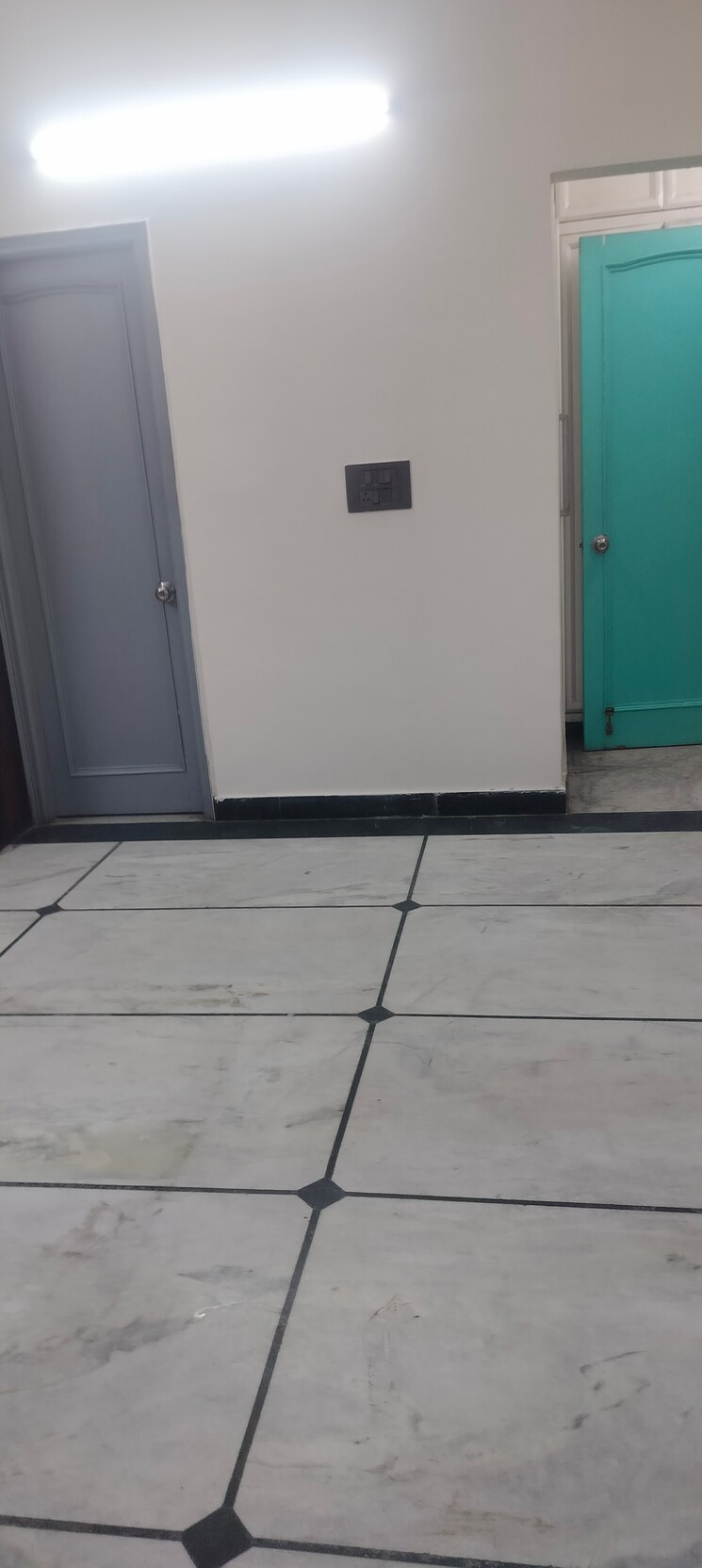 Other, janakpuri 4 Bedroom 3000 Sq.Ft. Builder Floor In Janakpuri Delhi 9803797