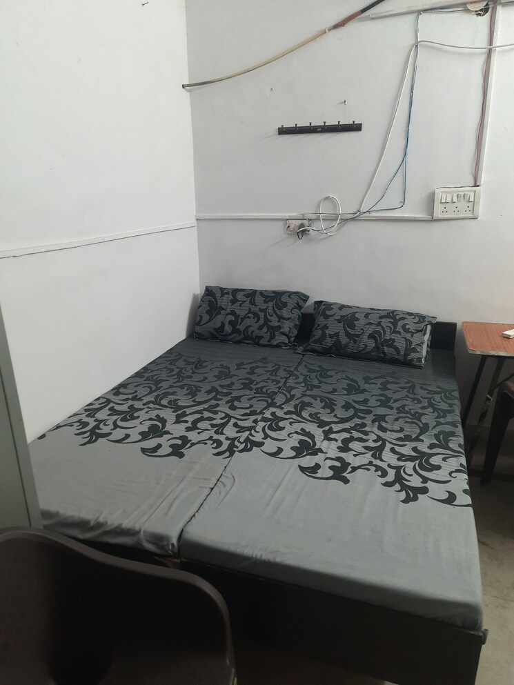 Team Area, sector 63a Pg For Boys & Girls In Sector 63a 9804034