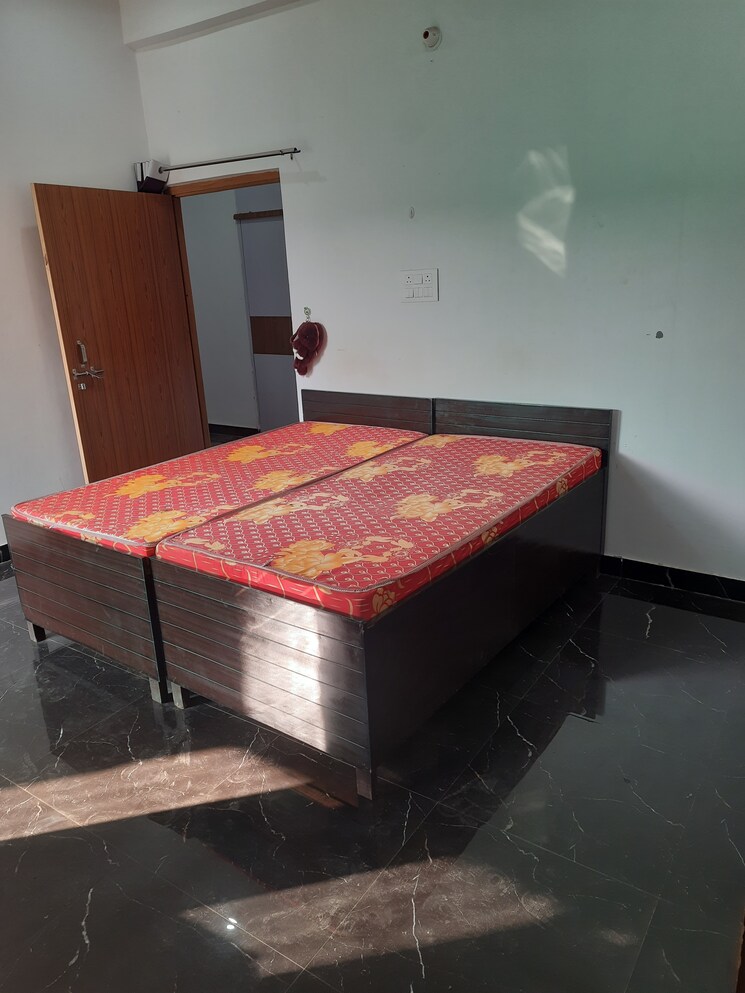 undefined, sector 63a Pg For Boys & Girls In Sector 63a 9804034