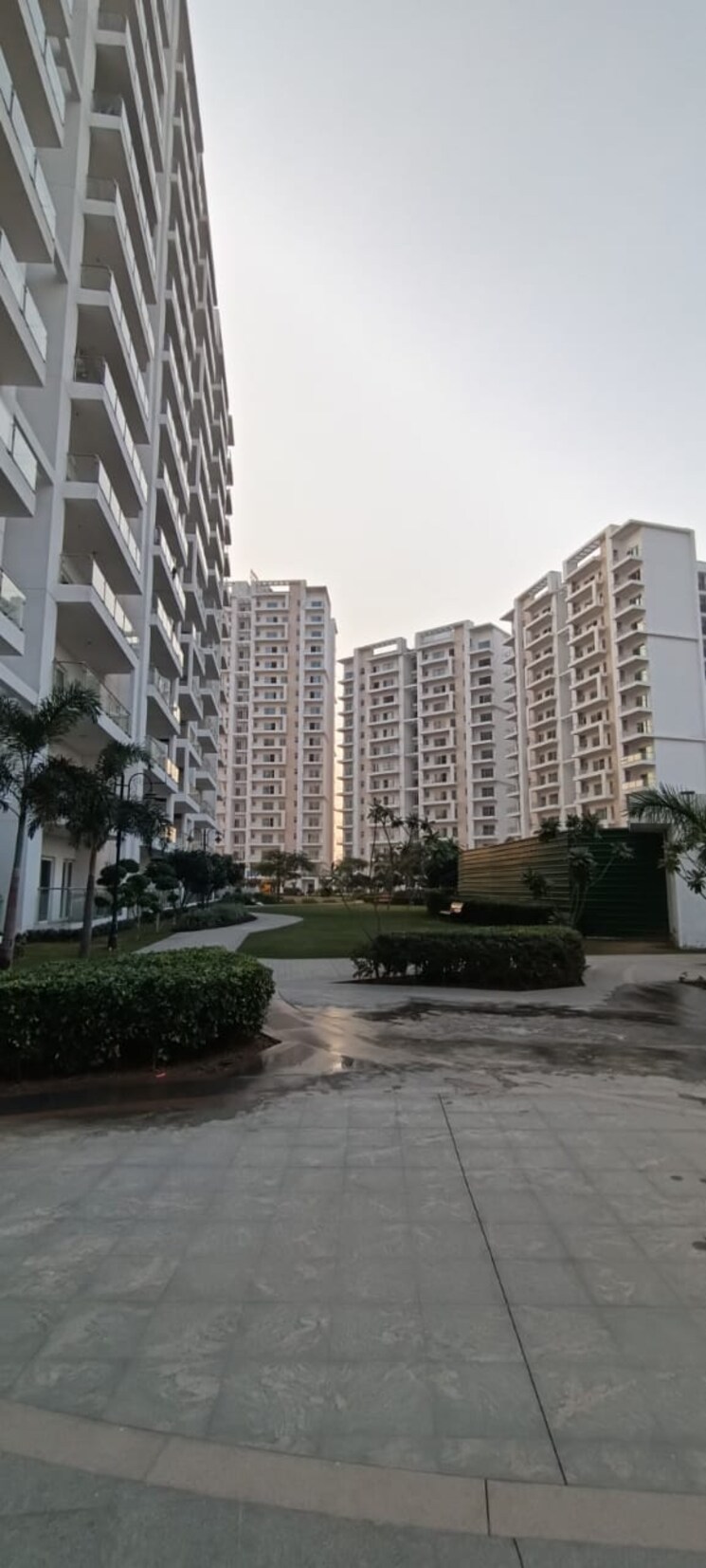 Exterior View, shree-vardhman-victoria 2 Bedroom 1350 Sq.Ft. Apartment In Sector 70 Gurgaon 9804500
