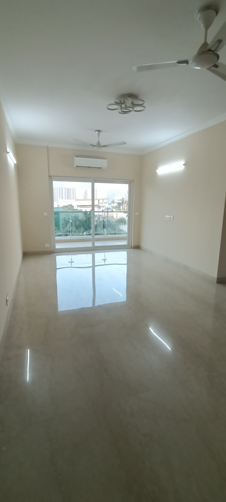 Cover Image, shree-vardhman-victoria 2 Bedroom 1350 Sq.Ft. Apartment In Sector 70 Gurgaon 9804500