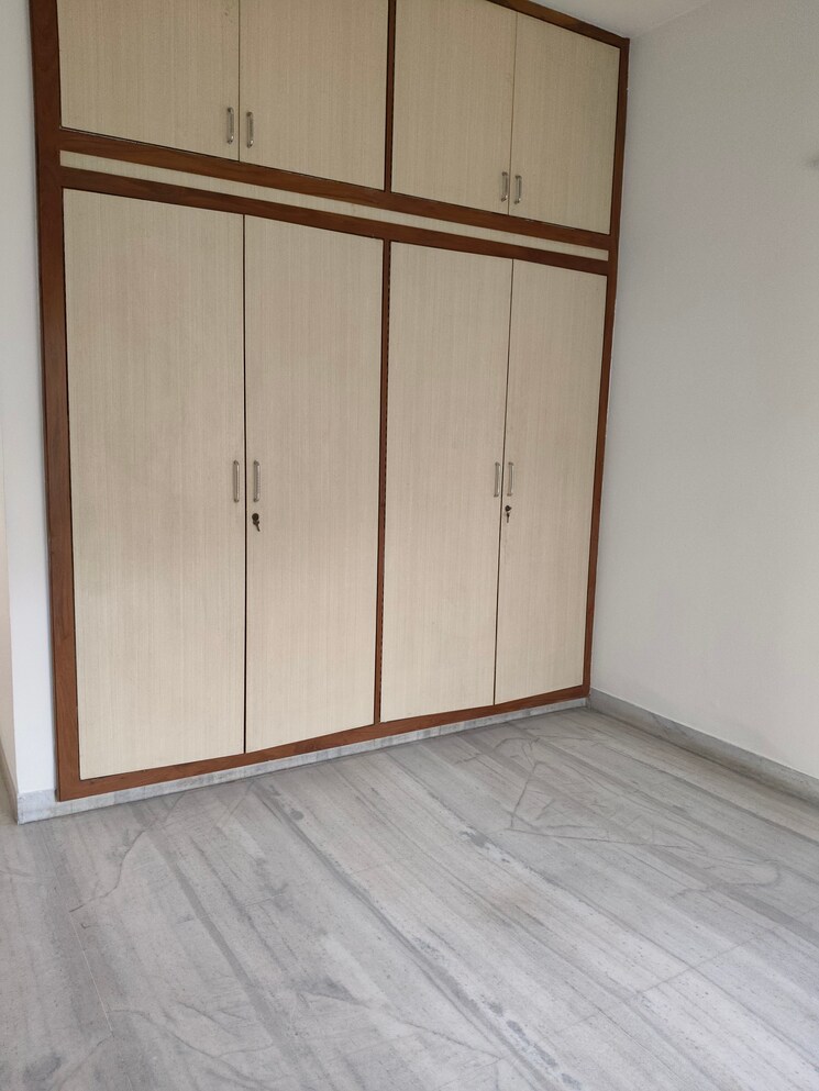 Room, sector 6 3 Bedroom 2300 Sq.Ft. Independent House In Sector 6 Panchkula 9804644