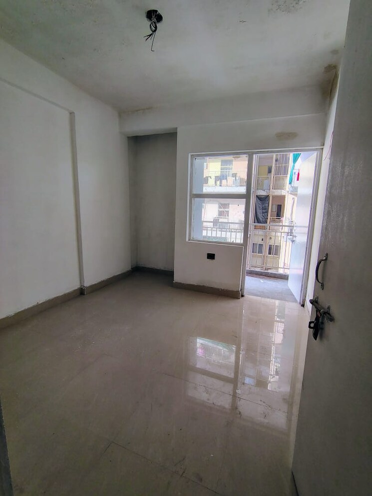 Room, adore-happy-homes-exclusive 3 Bedroom 645 Sq.Ft. Apartment In Sector 86 Faridabad 9804976