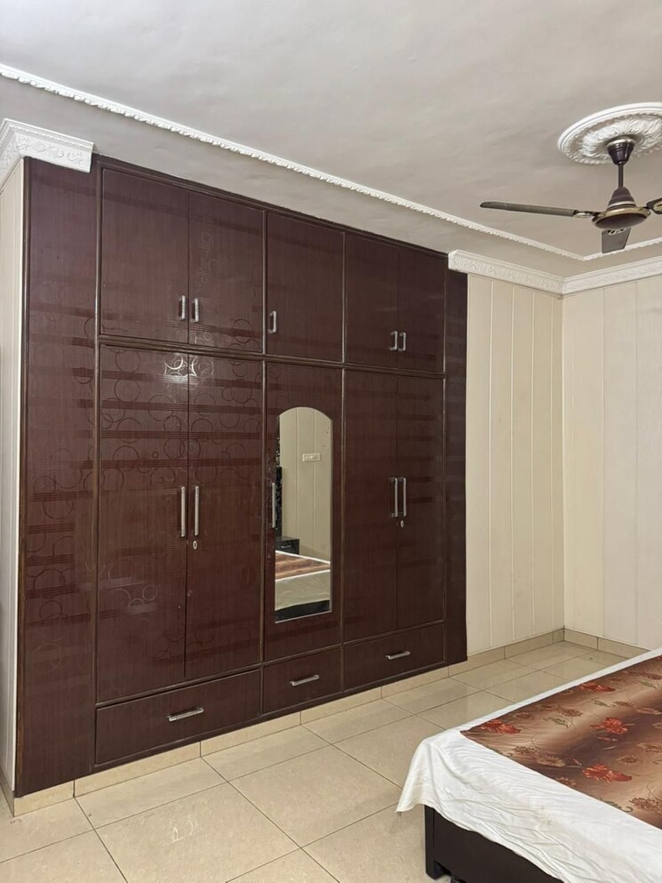 Bedroom, sector 38 3 Bedroom 1200 Sq.Ft. Independent House In Sector 38 Chandigarh 9805430
