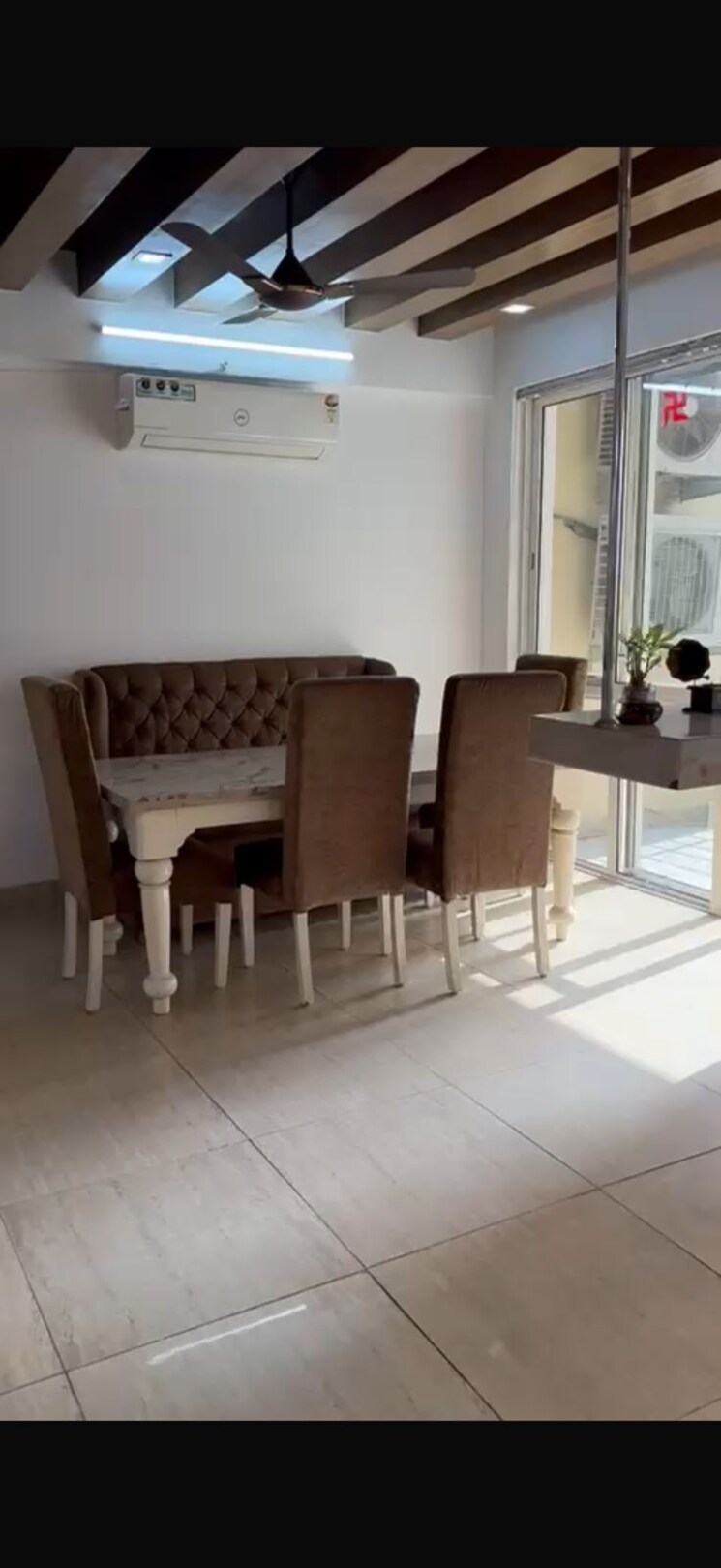 Living Room, 3c-lotus-boulevard-espacia 4 Bedroom 2764 Sq.Ft. Apartment In Sector 100 Noida 9805358