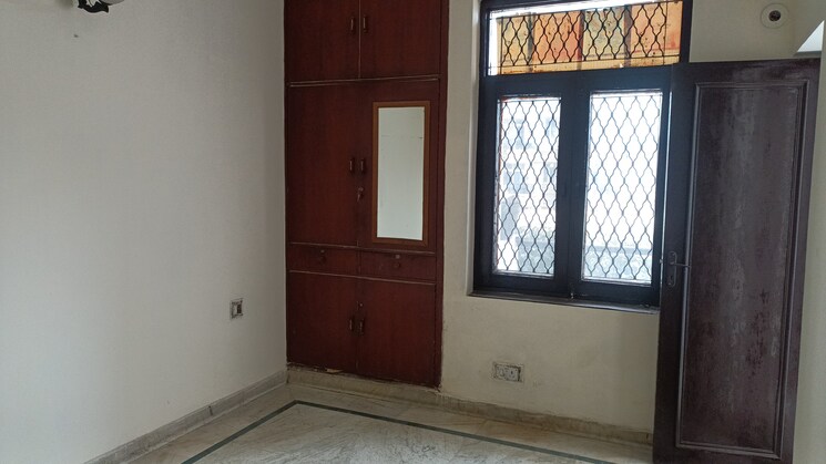 Room, ramprastha-society 2 Bedroom 890 Sq.Ft. Builder Floor In Ramprastha Greens Ghaziabad 9805473