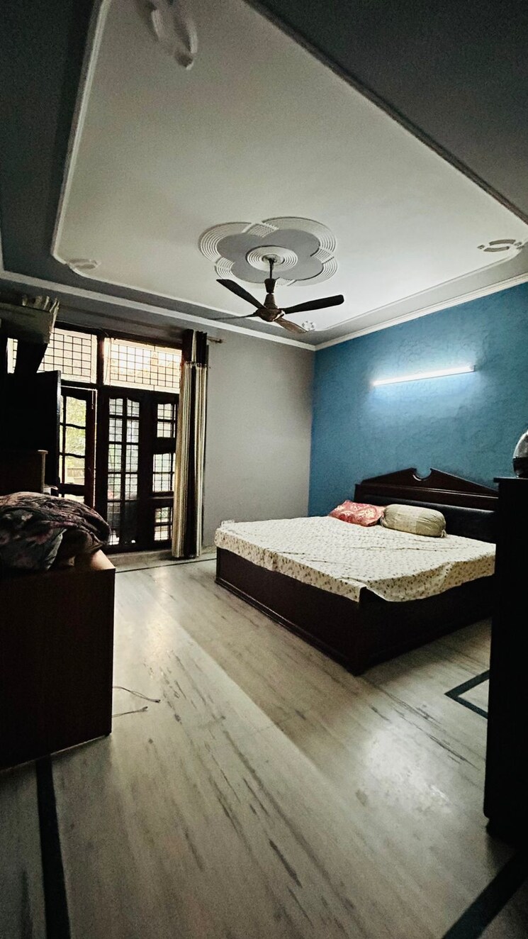 Bedroom, sector 23 3 Bedroom 2171 Sq.Ft. Builder Floor In Sector 23 Gurgaon 9806162