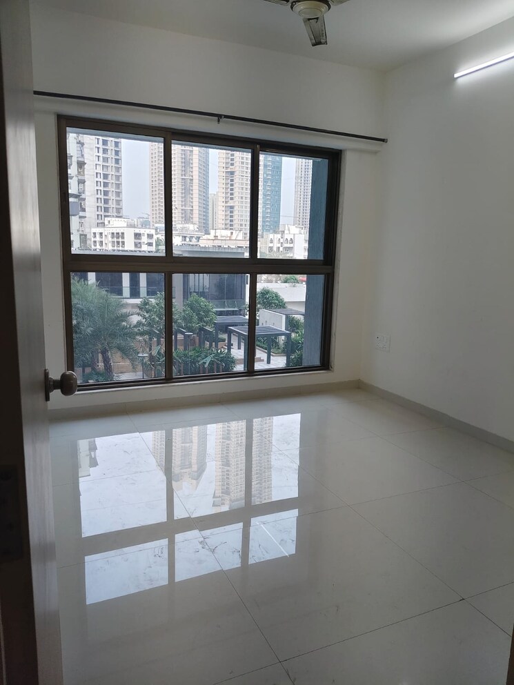 Room, raj-infinia 2 Bedroom 750 Sq.Ft. Apartment In Malad West Mumbai 9806343