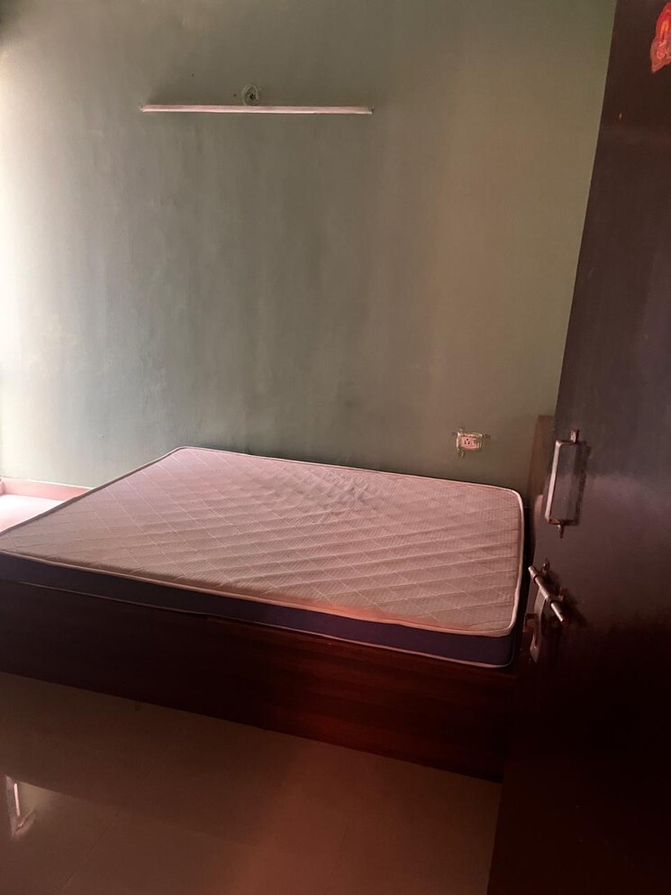 Bedroom, suncity-avenue-102 2 Bedroom 600 Sq.Ft. Apartment In Sector 102 Gurgaon 9806434