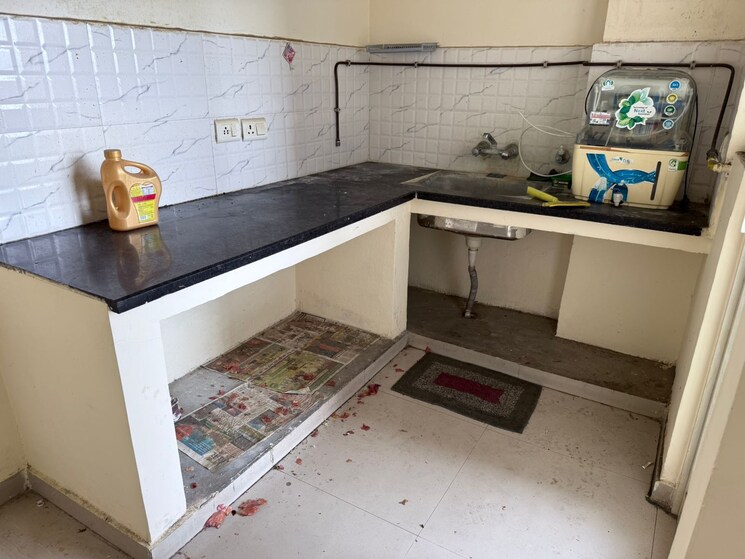 Kitchen, galaxy-royale 2 Bedroom 1060 Sq.Ft. Apartment In Gaur City 2 Greater Noida 9806599