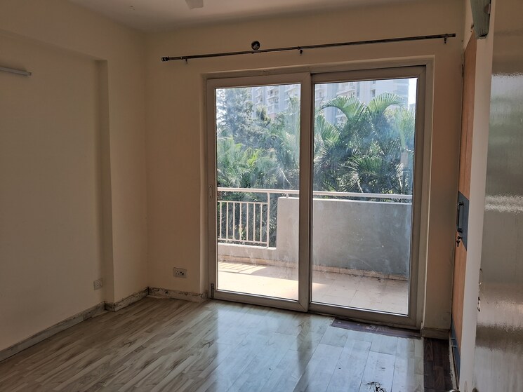 Room, chd-avenue-71 4 Bedroom 2193 Sq.Ft. Apartment In Sector 71 Gurgaon 9806697